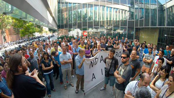 La jornada de huelga de los trabajadores INDRA se extiende a Barcelona