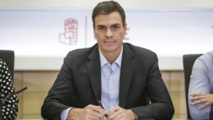 Felipe y los 17 dan un golpe contra Sánchez y parten el PSOE